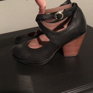 Dansko cross strap heels